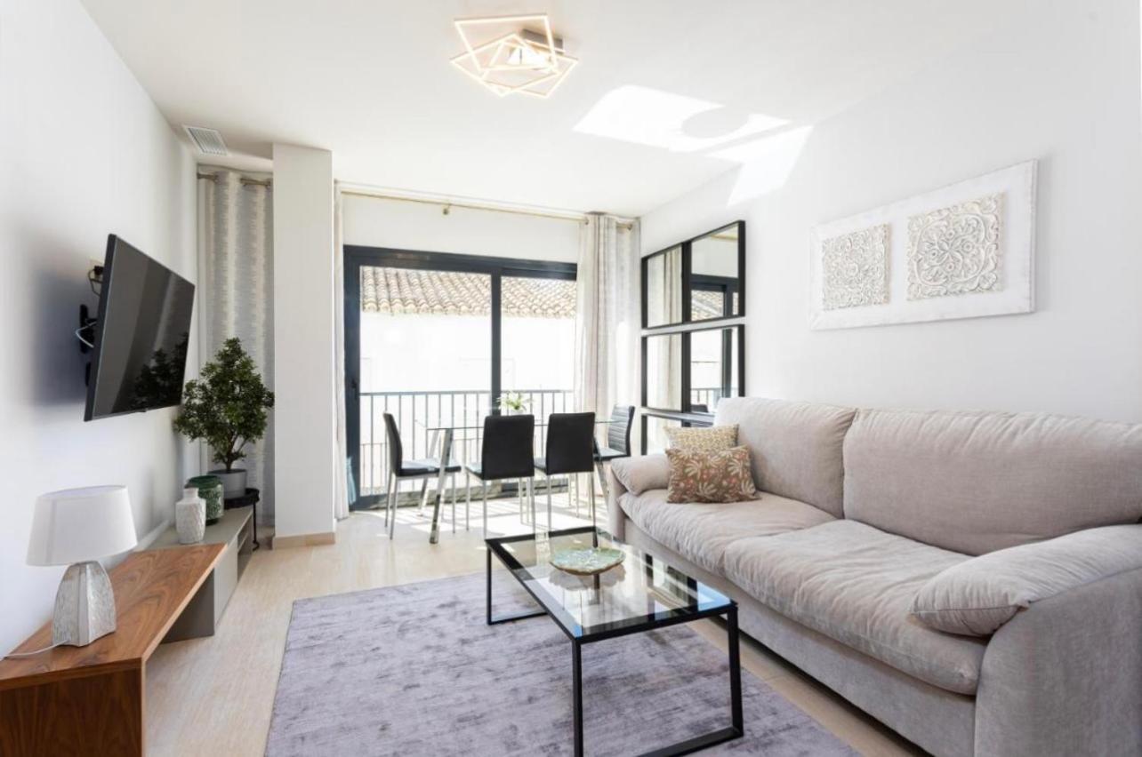 Estepona Elegance Apartment 150Mts From The Sea Bagian luar foto