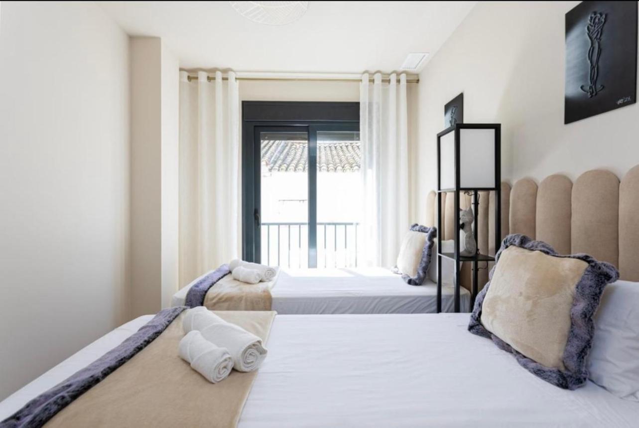 Estepona Elegance Apartment 150Mts From The Sea Bagian luar foto