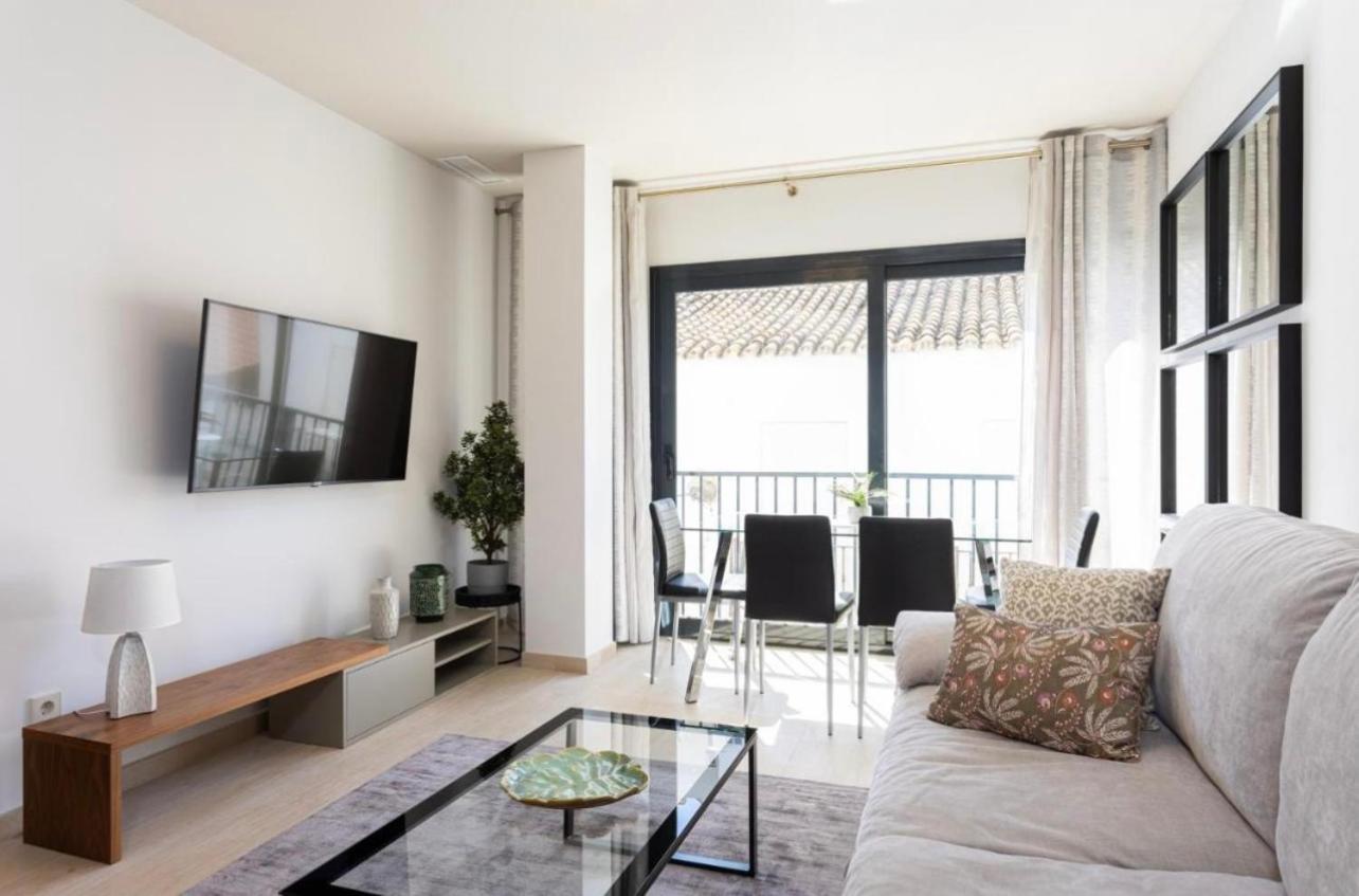 Estepona Elegance Apartment 150Mts From The Sea Bagian luar foto