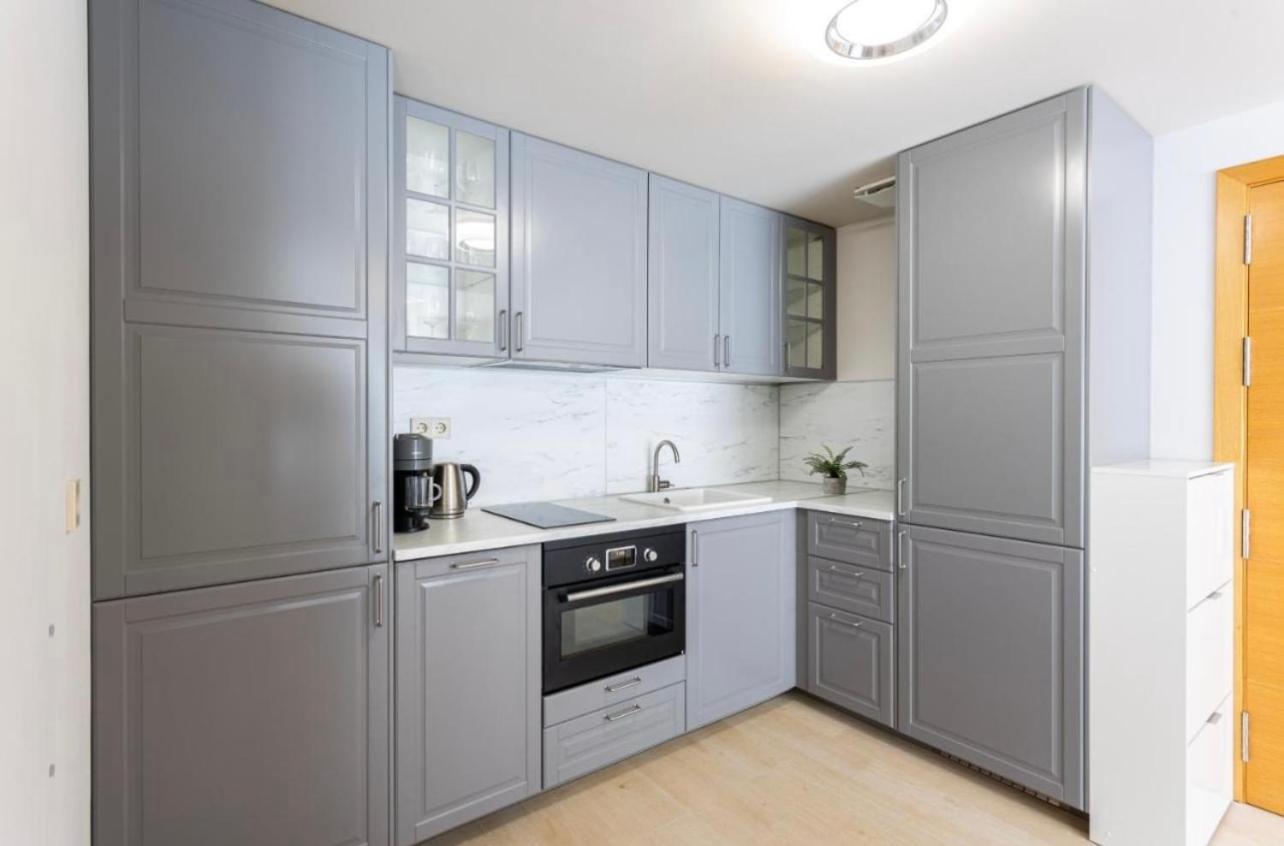 Estepona Elegance Apartment 150Mts From The Sea Bagian luar foto